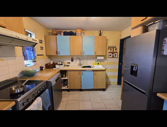 4 BEDROOM FREEHOLD FOR SALE IN ELANDSPARK